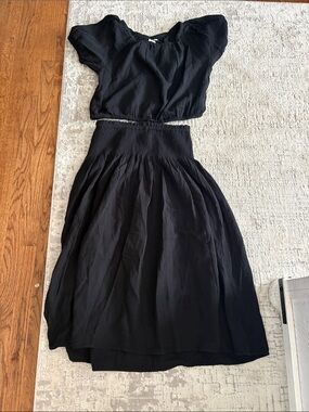 GAP Black Two-Piece Smocked Midi Dress Set